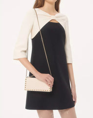 Rockstud Wallet With Chain In Grainy Calfskin