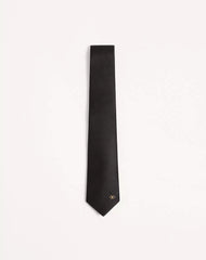 Valentie Silk Tie With VLogo Signature Detail