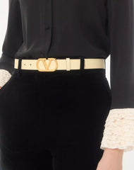 VLogo Signature Belt In Shiny Calfskin 30 Mm