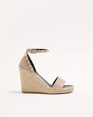 Double Rockstud Grainy Calfskin Wedge Sandal 105 Mm